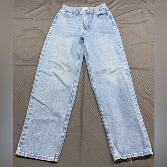 BDG Denim - BDG High-Rise Baggy Light Wash Women’s Jeans Size 29